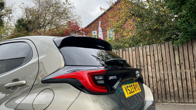 Toyota Yaris 1.5 Hybrid Design 5dr CVT Hybrid Hatchback